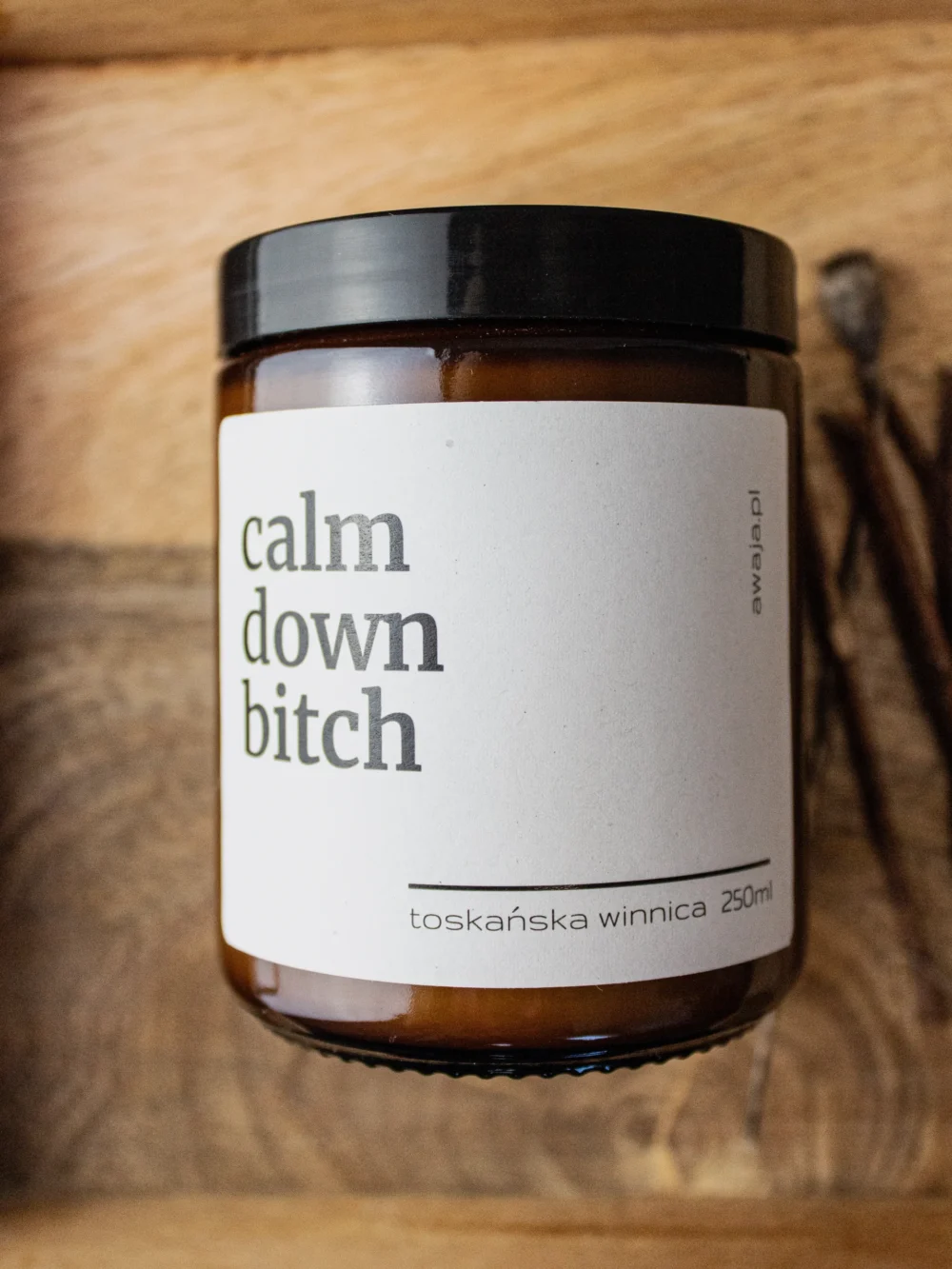 ręcznie robiona świeca sojowa