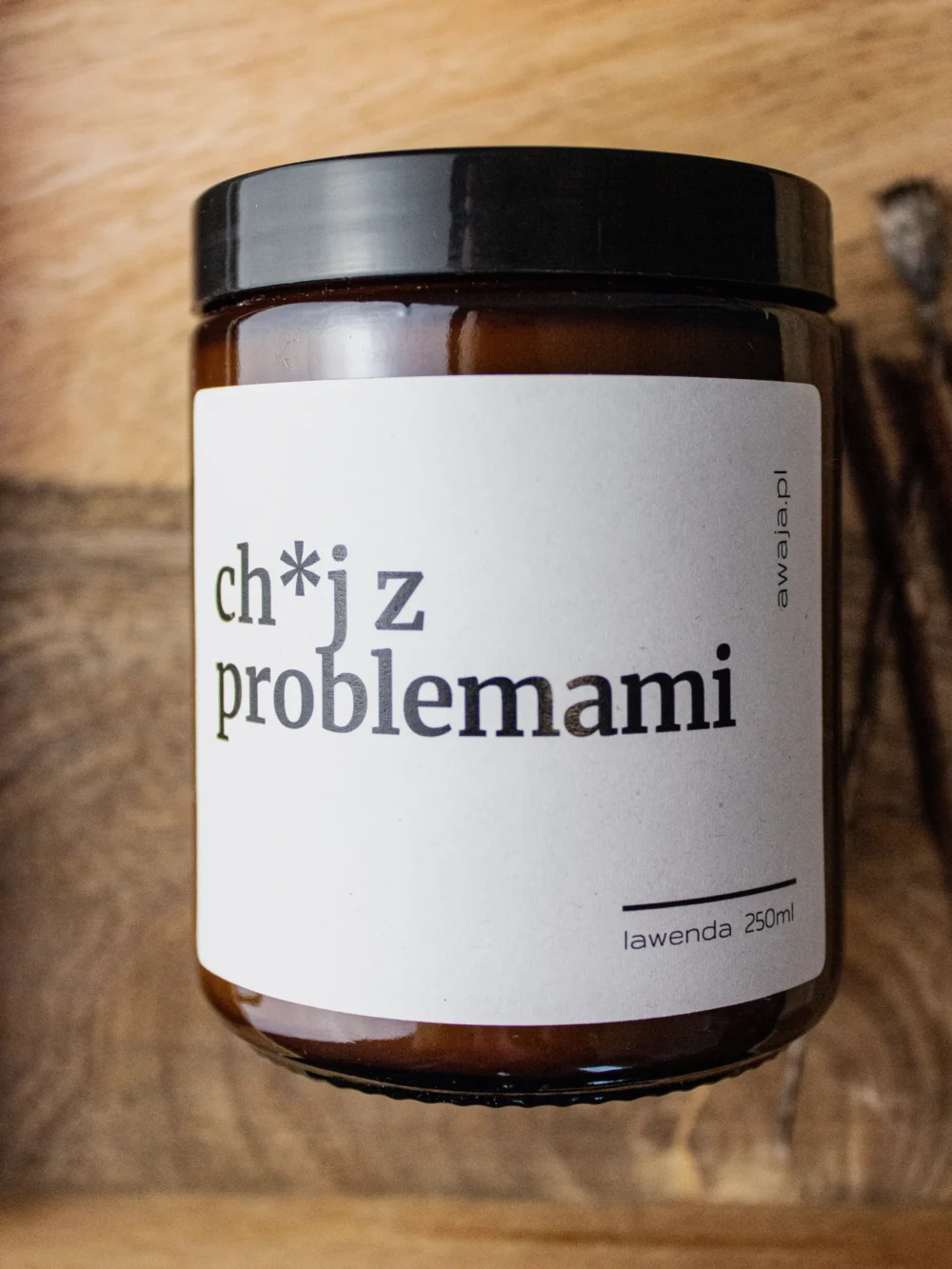 ręcznie robiona świeca sojowa