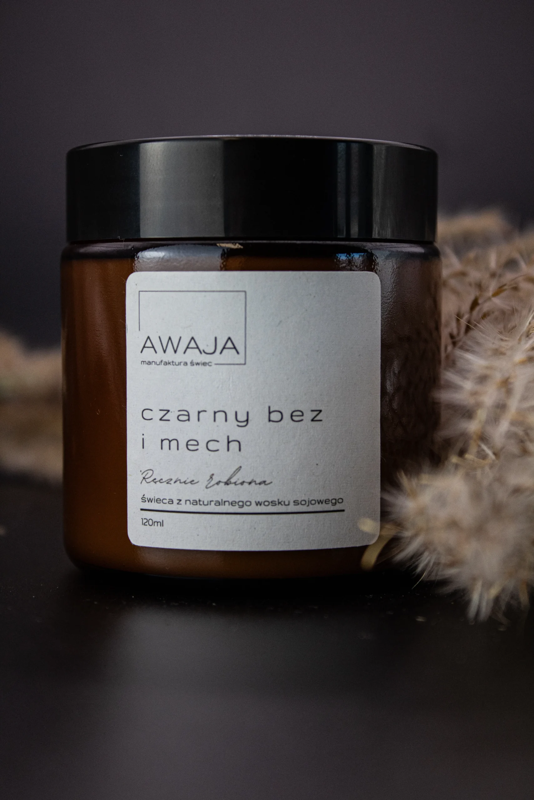ręcznie robiona świeca sojowa