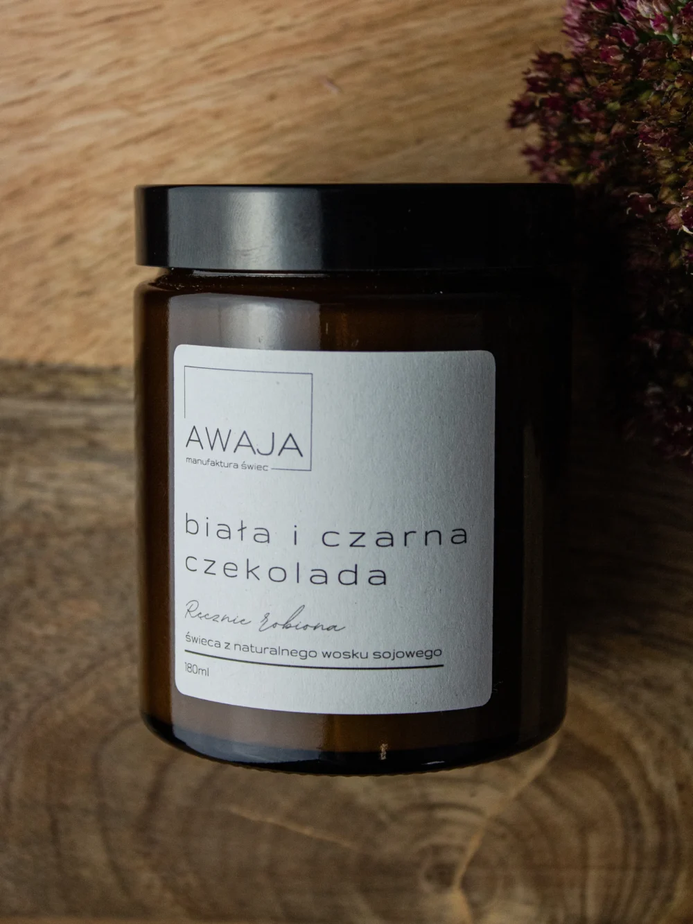 ręcznie robiona świeca sojowa