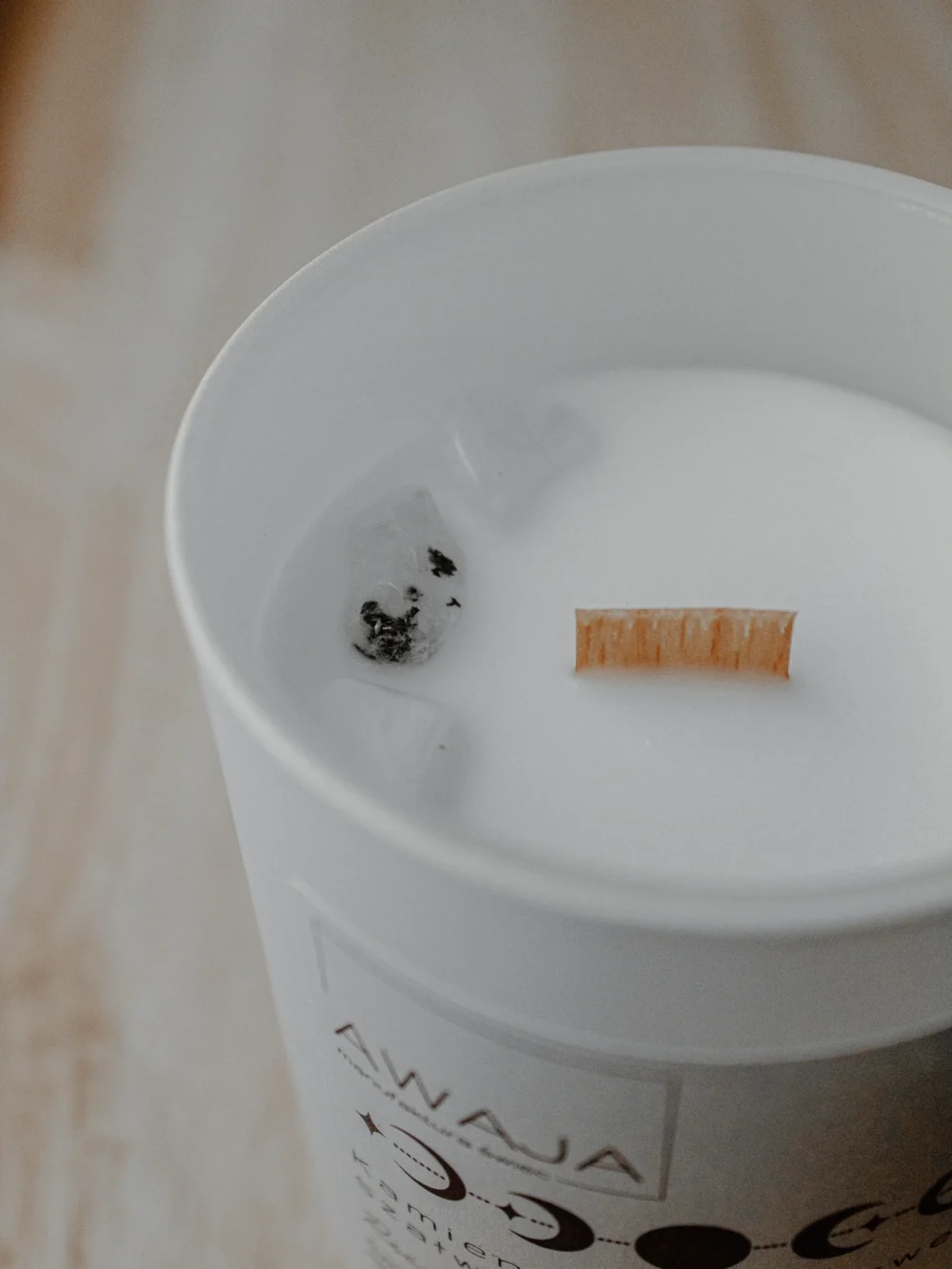 ręcznie robiona świeca sojowa