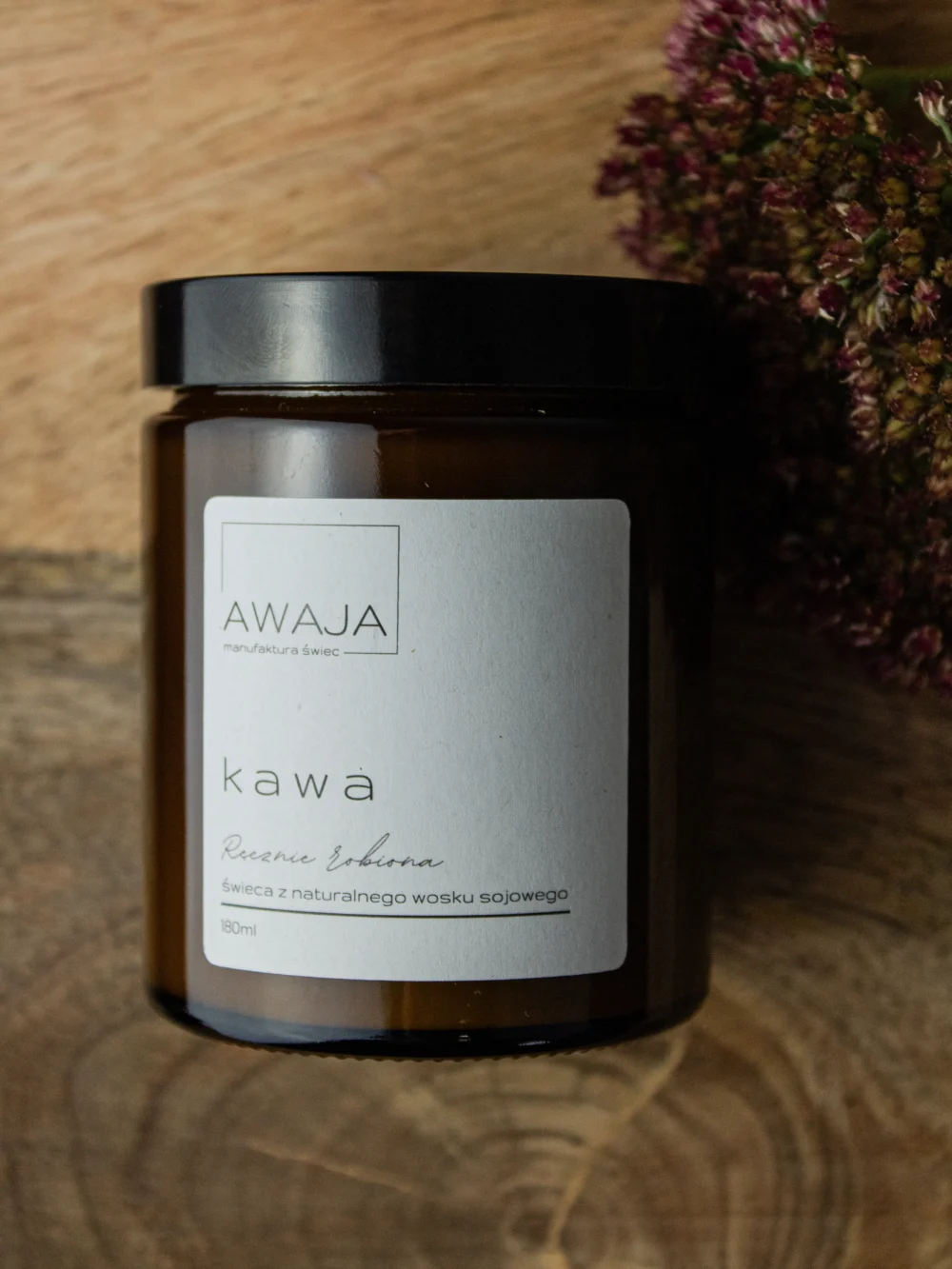 ręcznie robiona świeca sojowa