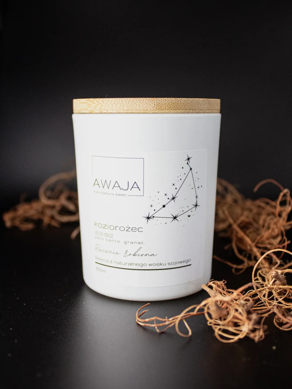 ręcznie robiona świeca sojowa