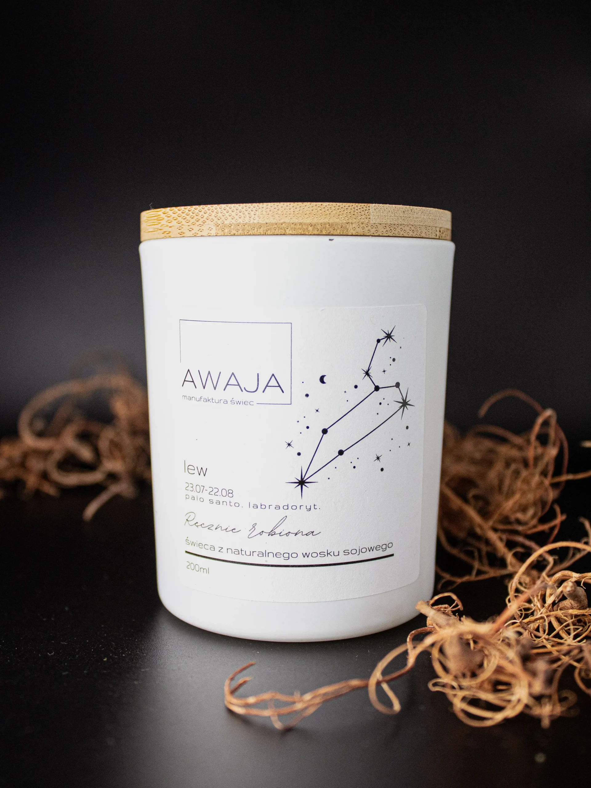 ręcznie robiona świeca sojowa