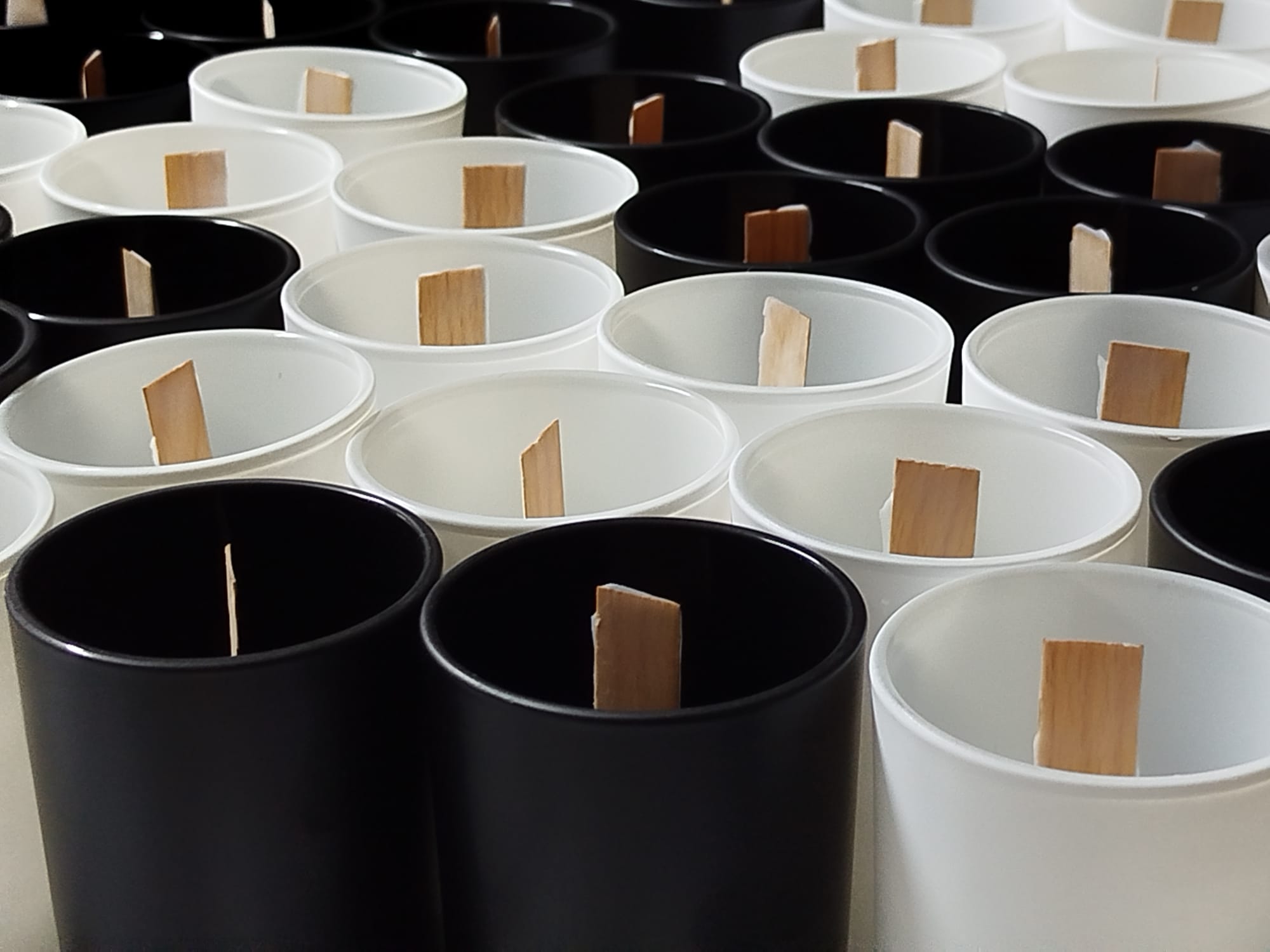 ręcznie robiona świeca sojowa