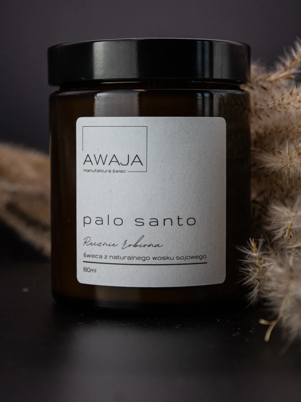 ręcznie robiona świeca sojowa