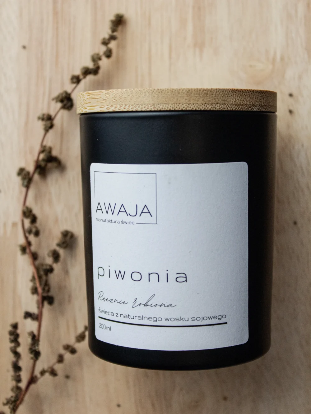 ręcznie robiona świeca sojowa