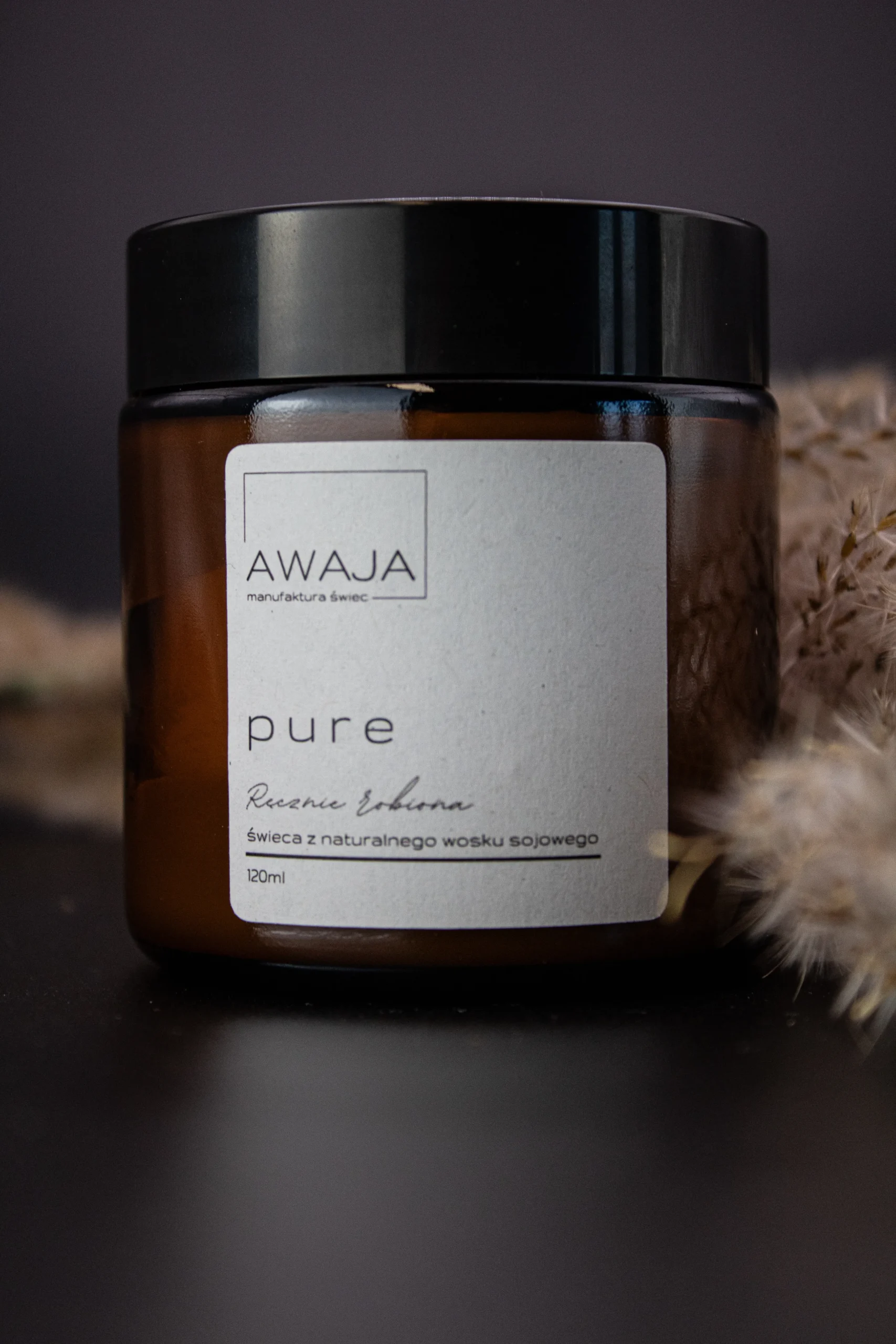 ręcznie robiona świeca sojowa