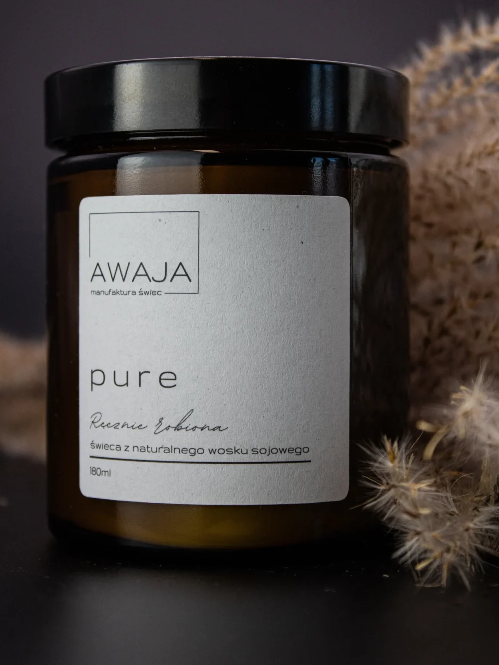 ręcznie robiona świeca sojowa
