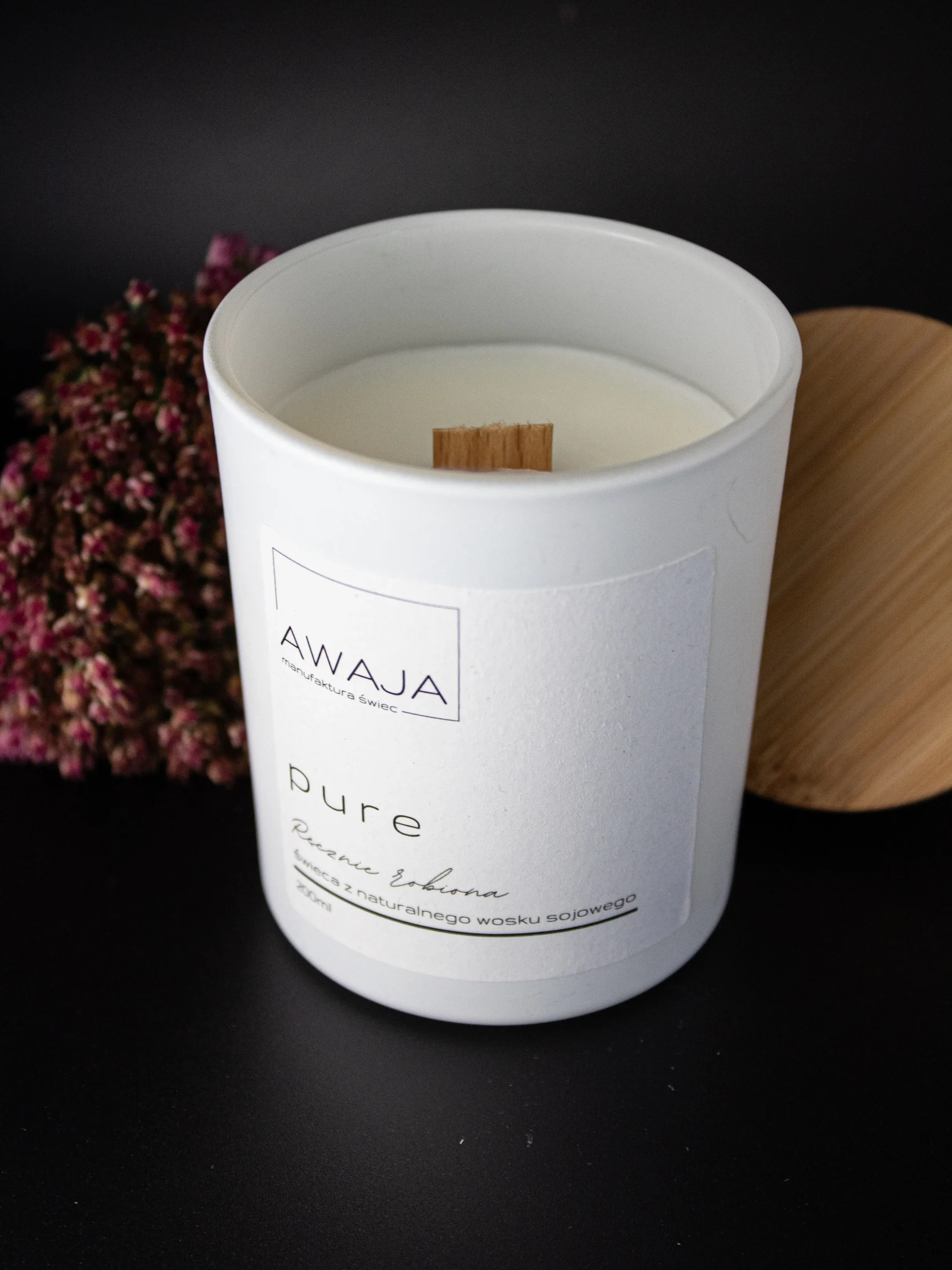 ręcznie robiona świeca sojowa