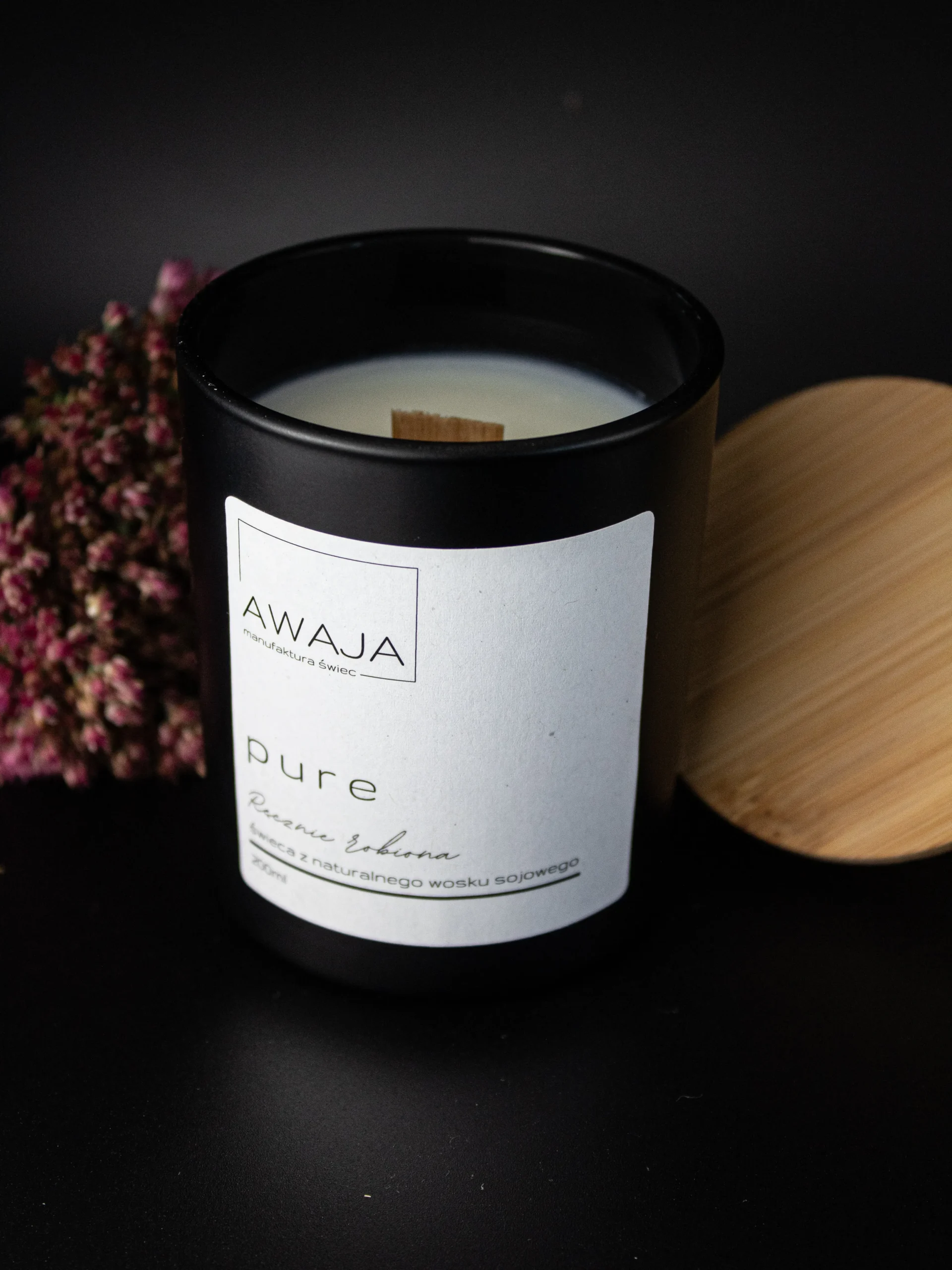 ręcznie robiona świeca sojowa