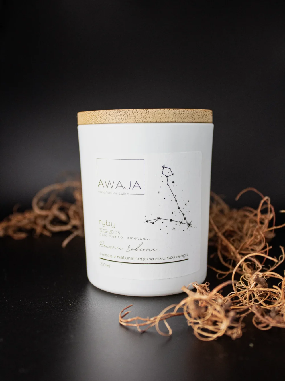 ręcznie robiona świeca sojowa
