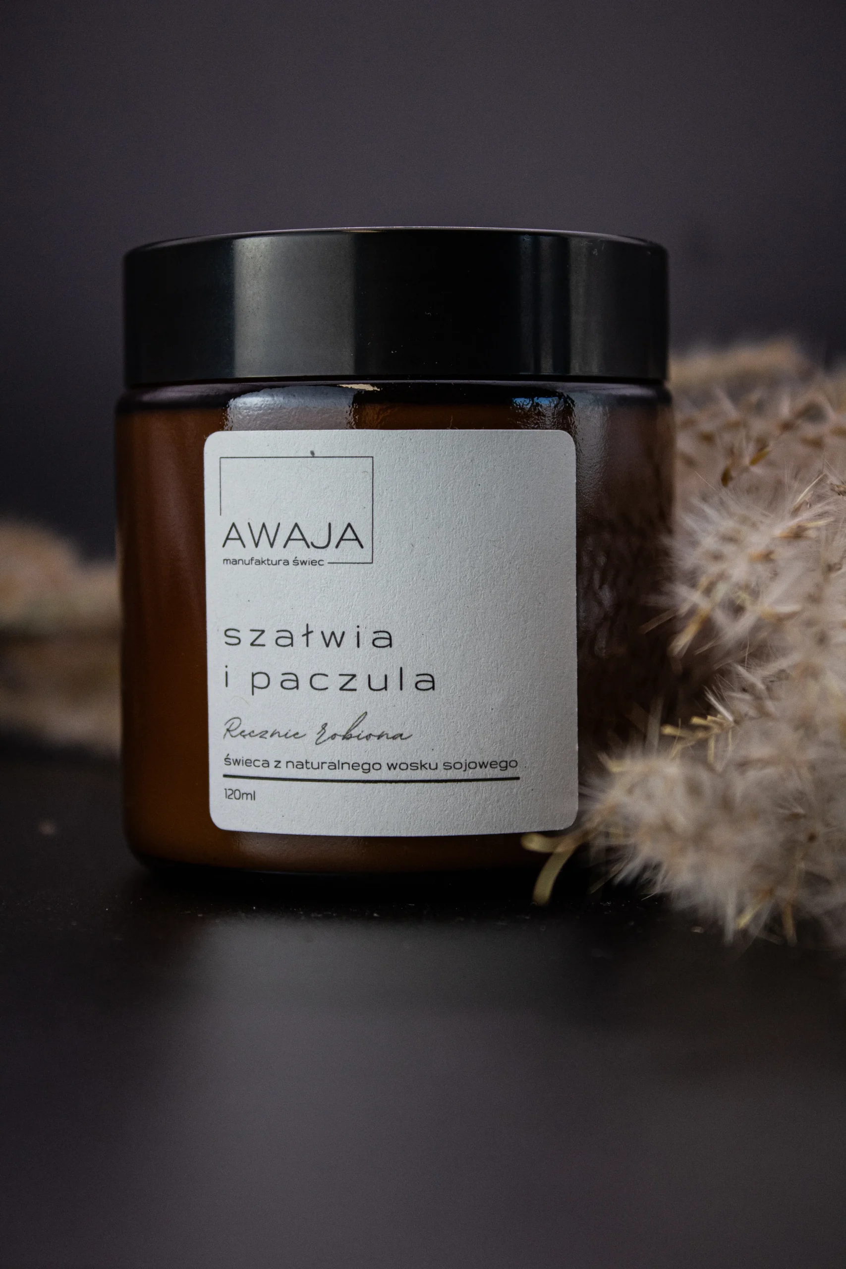 ręcznie robiona świeca sojowa