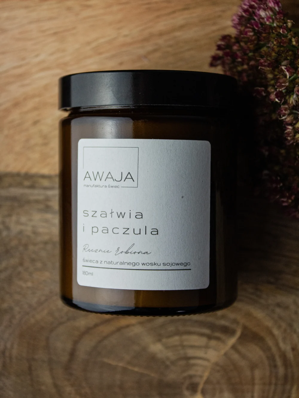 ręcznie robiona świeca sojowa