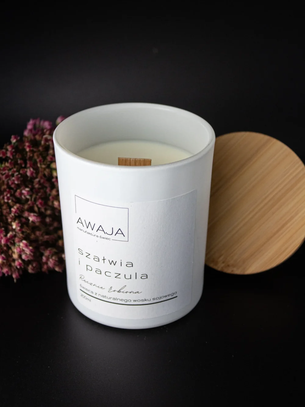 ręcznie robiona świeca sojowa