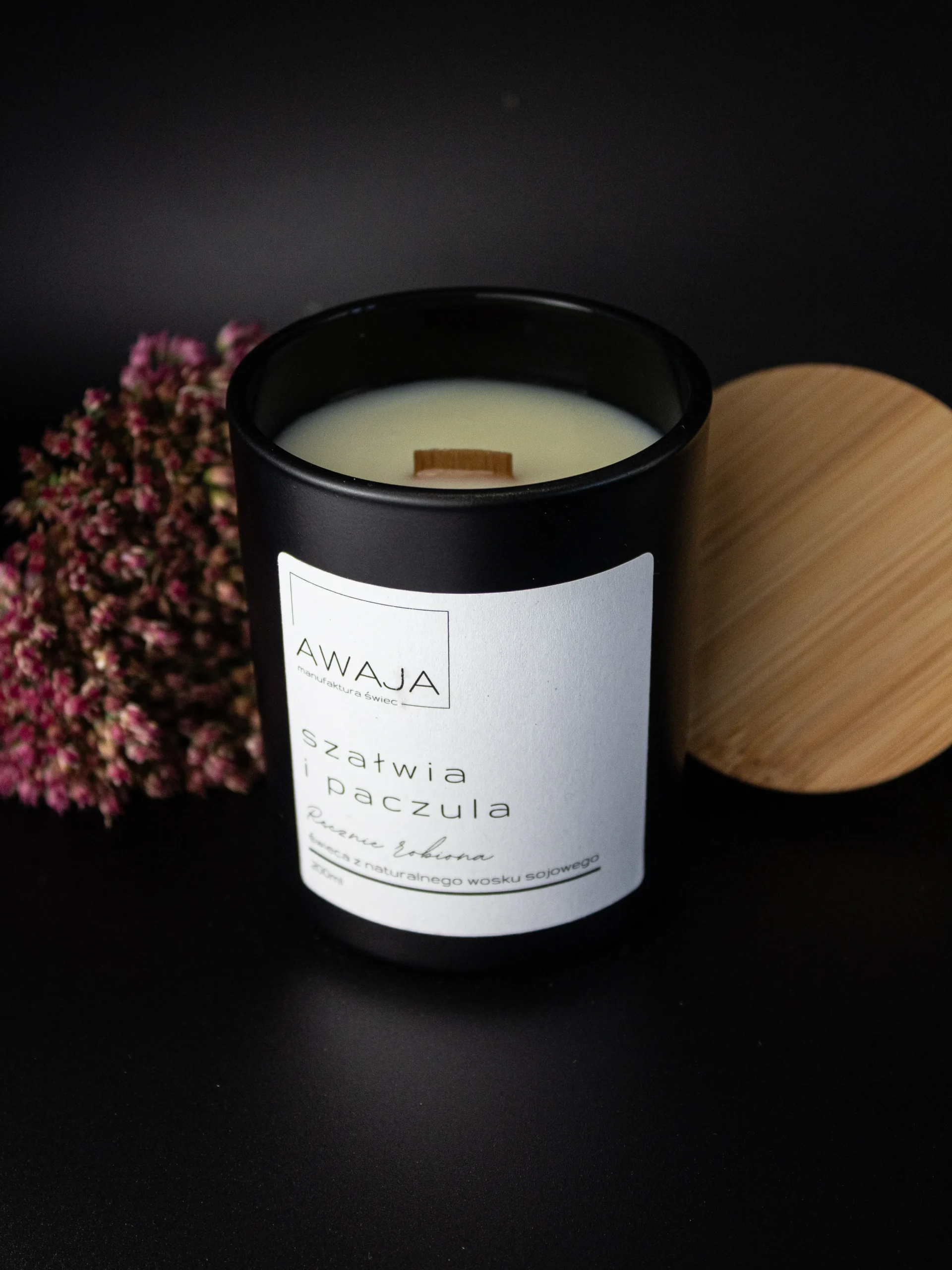 ręcznie robiona świeca sojowa