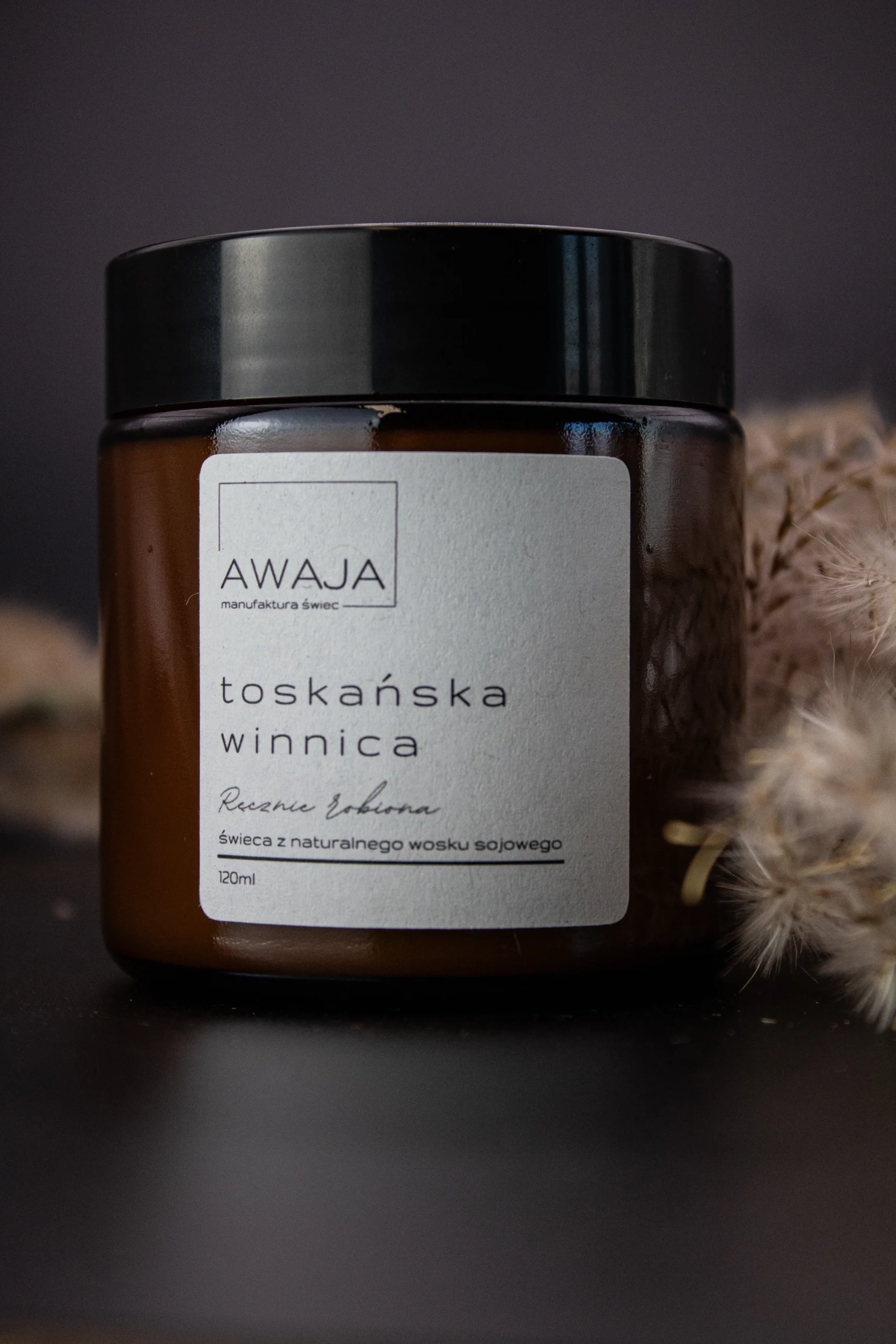 ręcznie robiona świeca sojowa