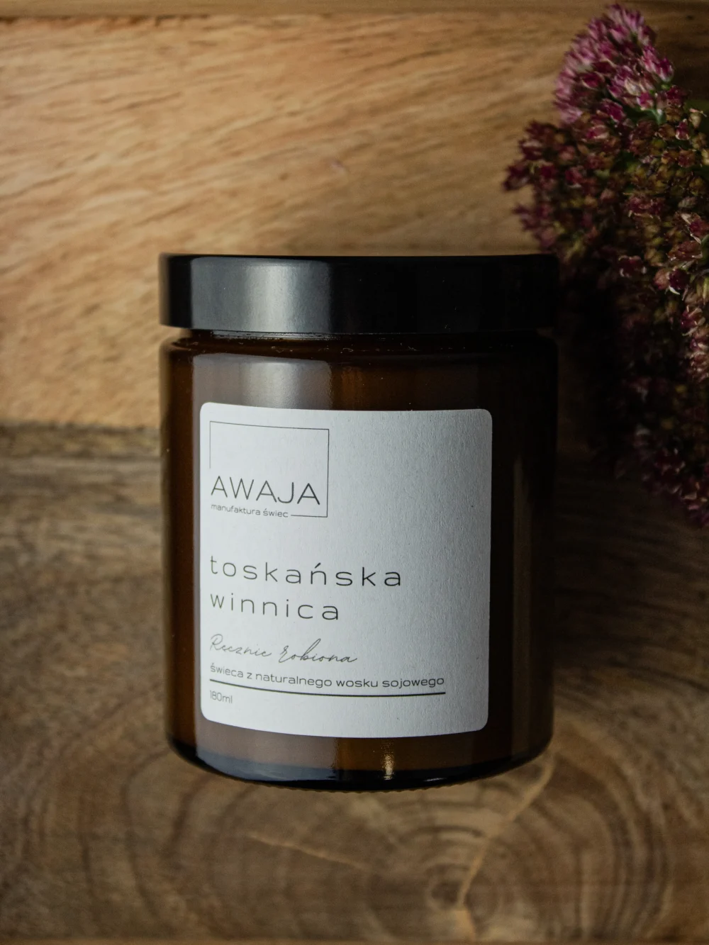 ręcznie robiona świeca sojowa