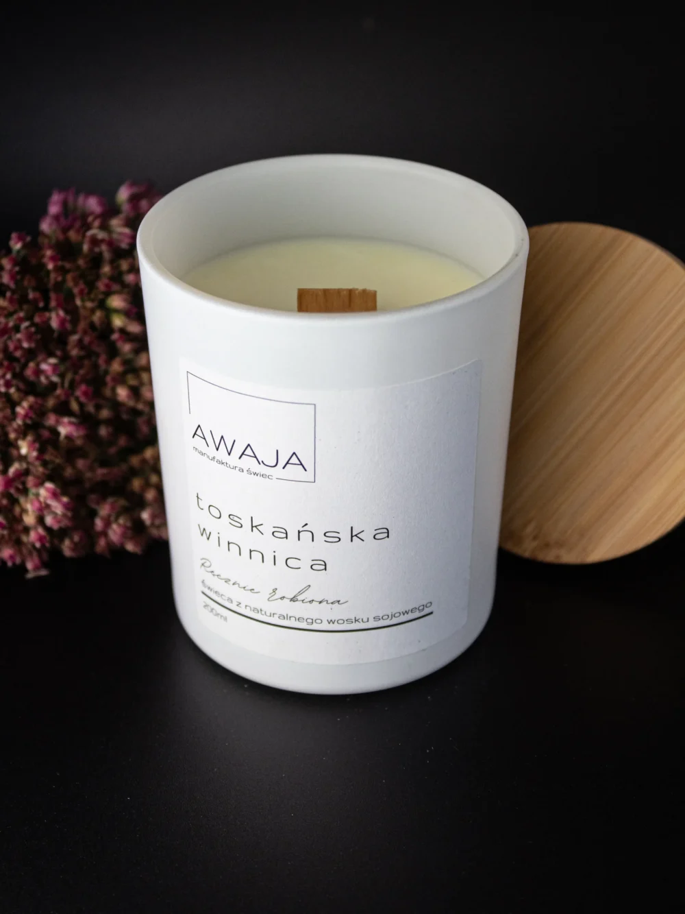 ręcznie robiona świeca sojowa