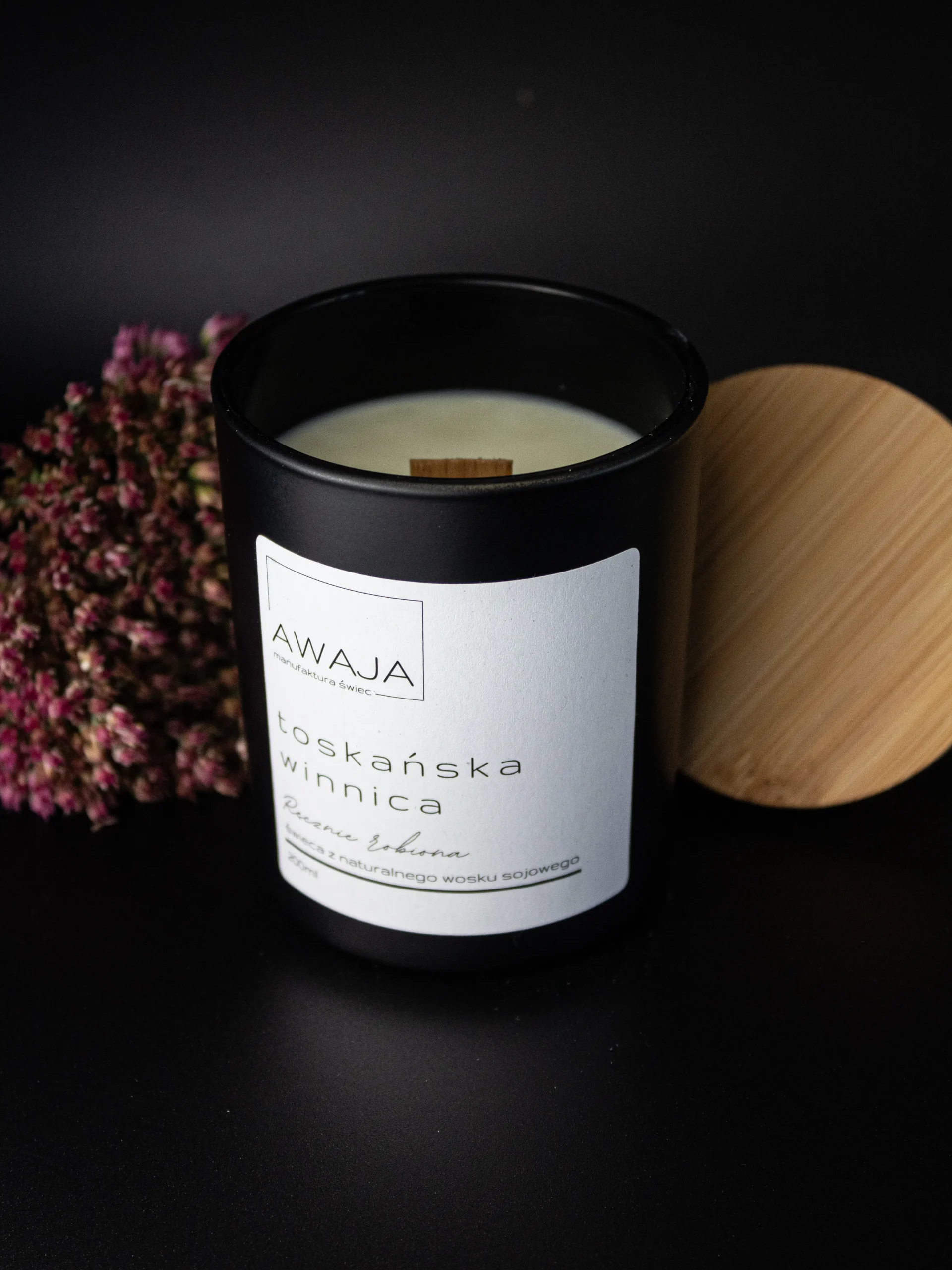 ręcznie robiona świeca sojowa
