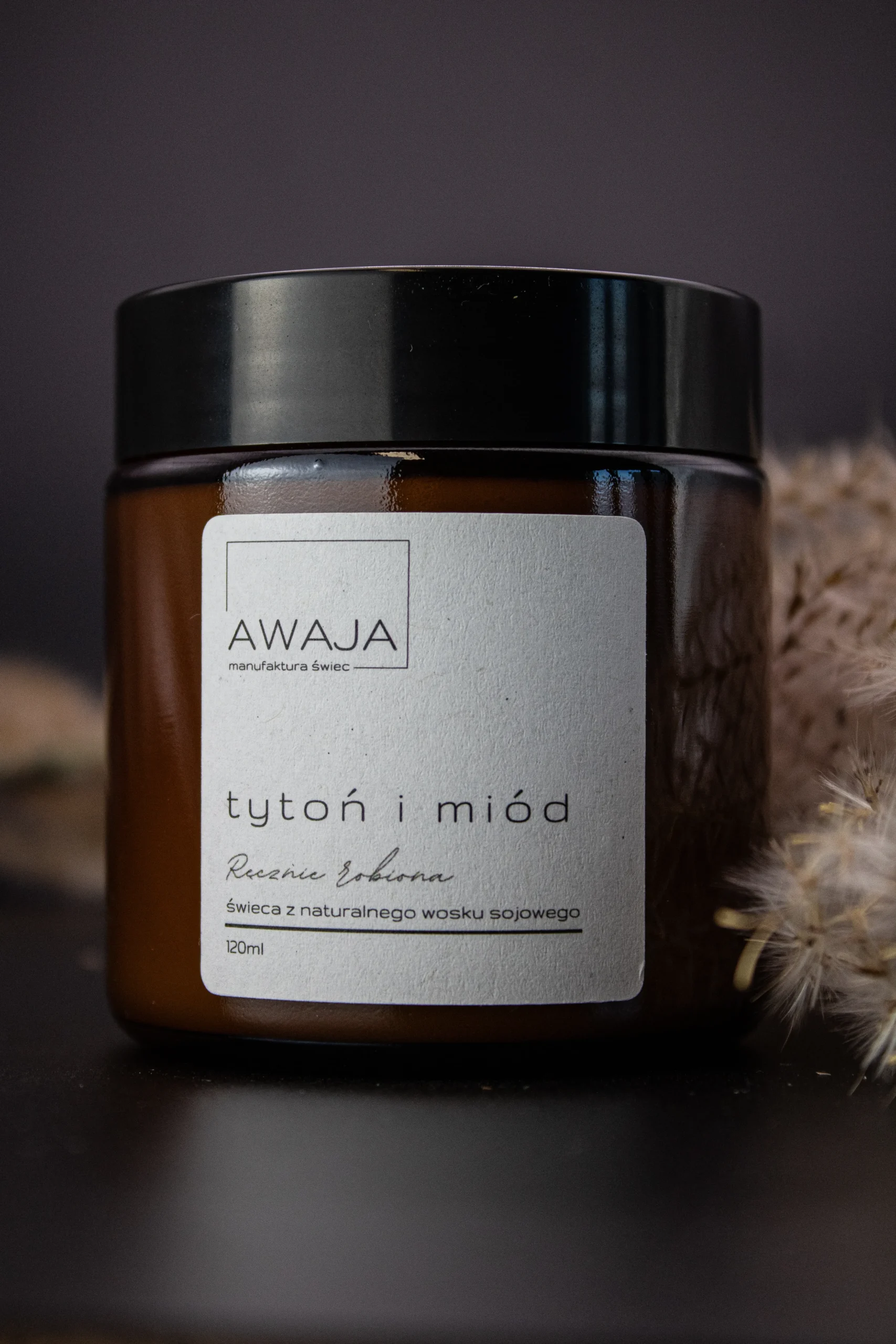 ręcznie robiona świeca sojowa
