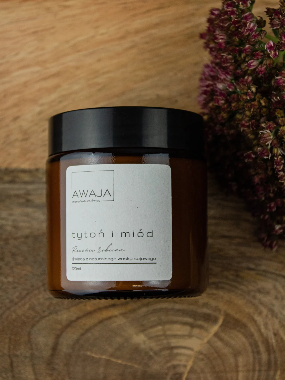 ręcznie robiona świeca sojowa