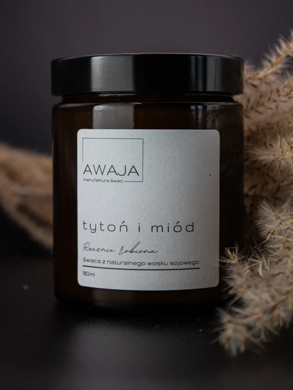 ręcznie robiona świeca sojowa