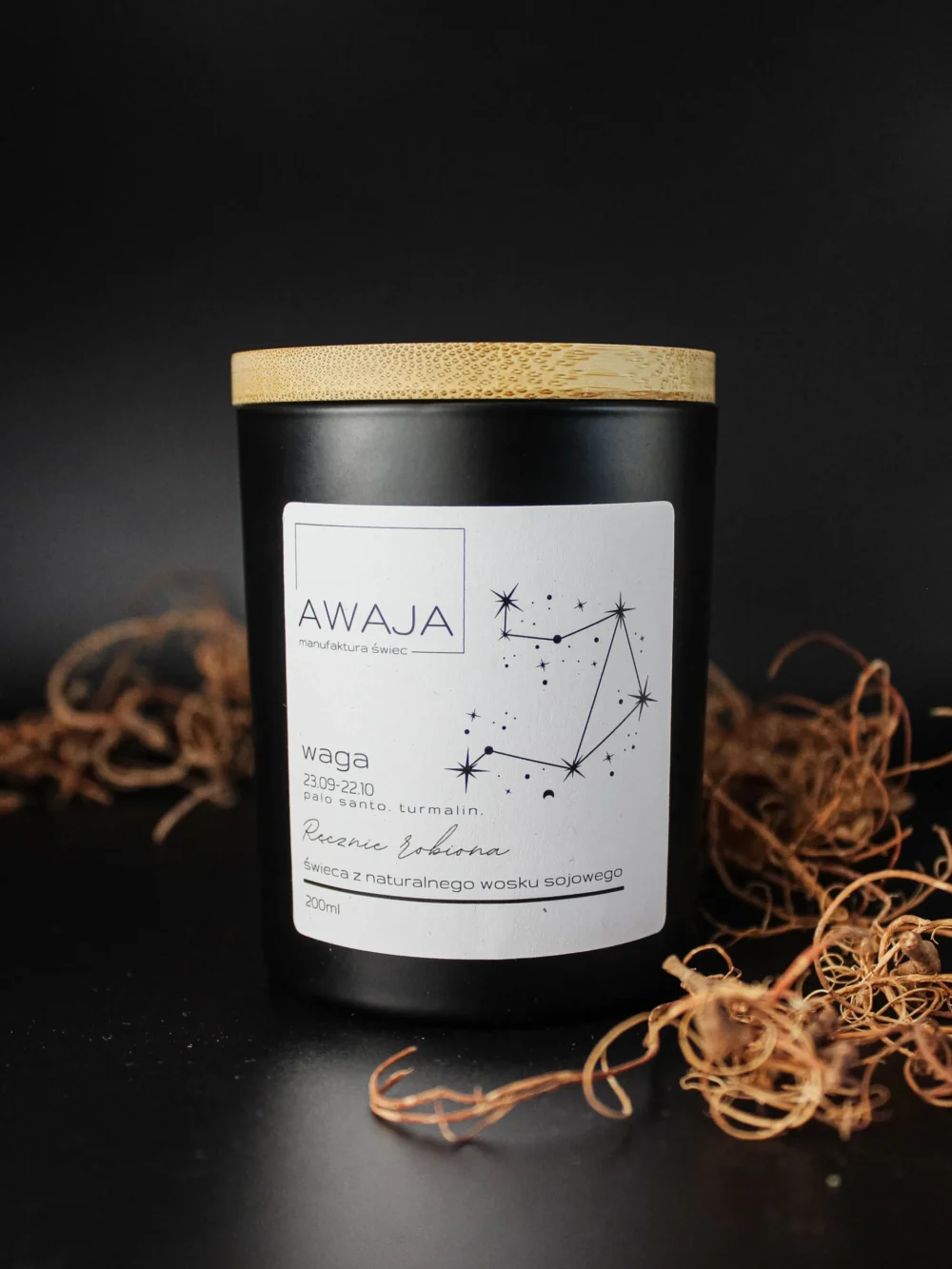 ręcznie robiona świeca sojowa