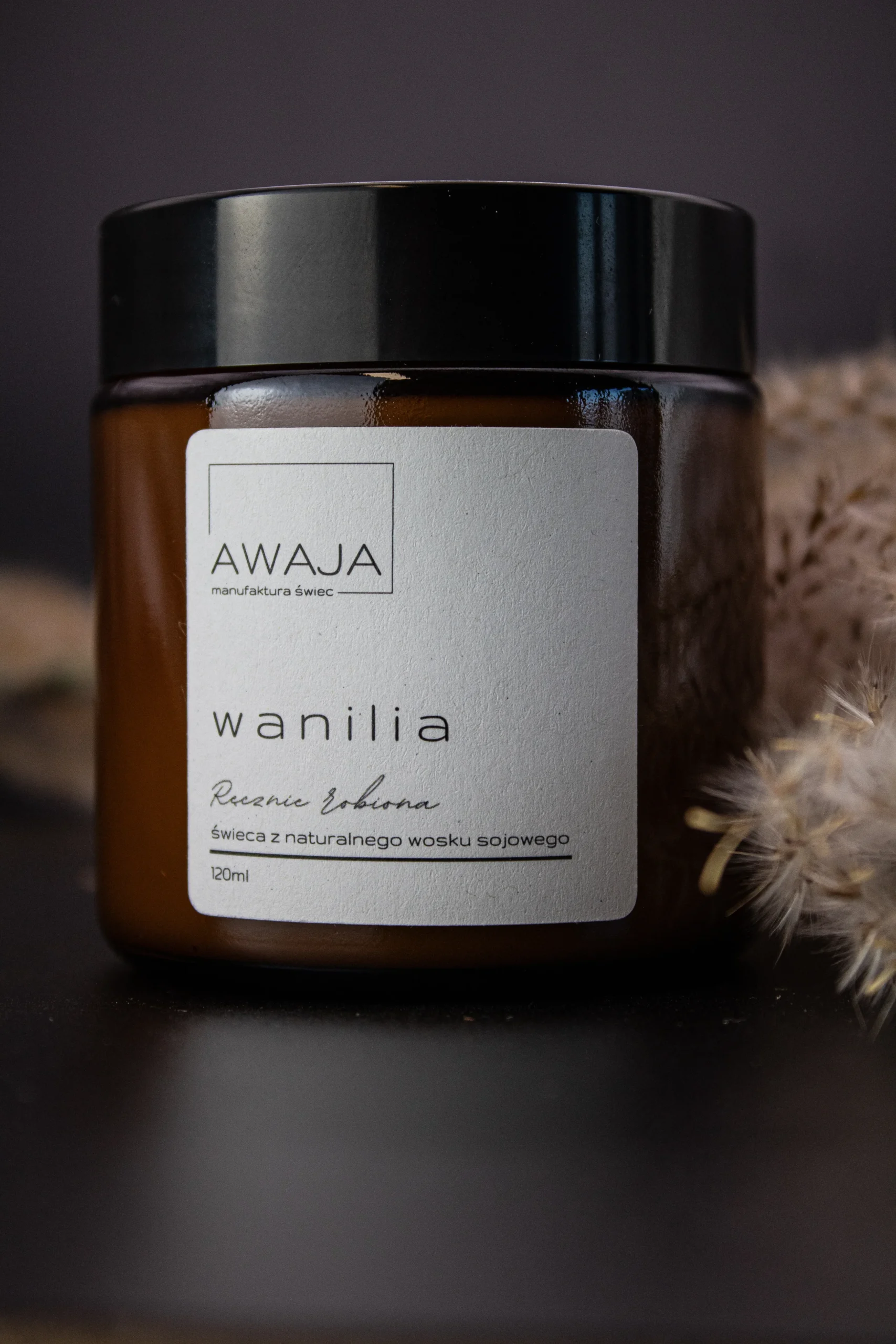 ręcznie robiona świeca sojowa