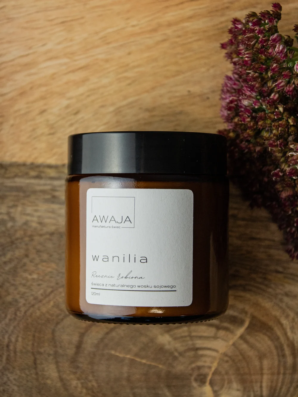 ręcznie robiona świeca sojowa