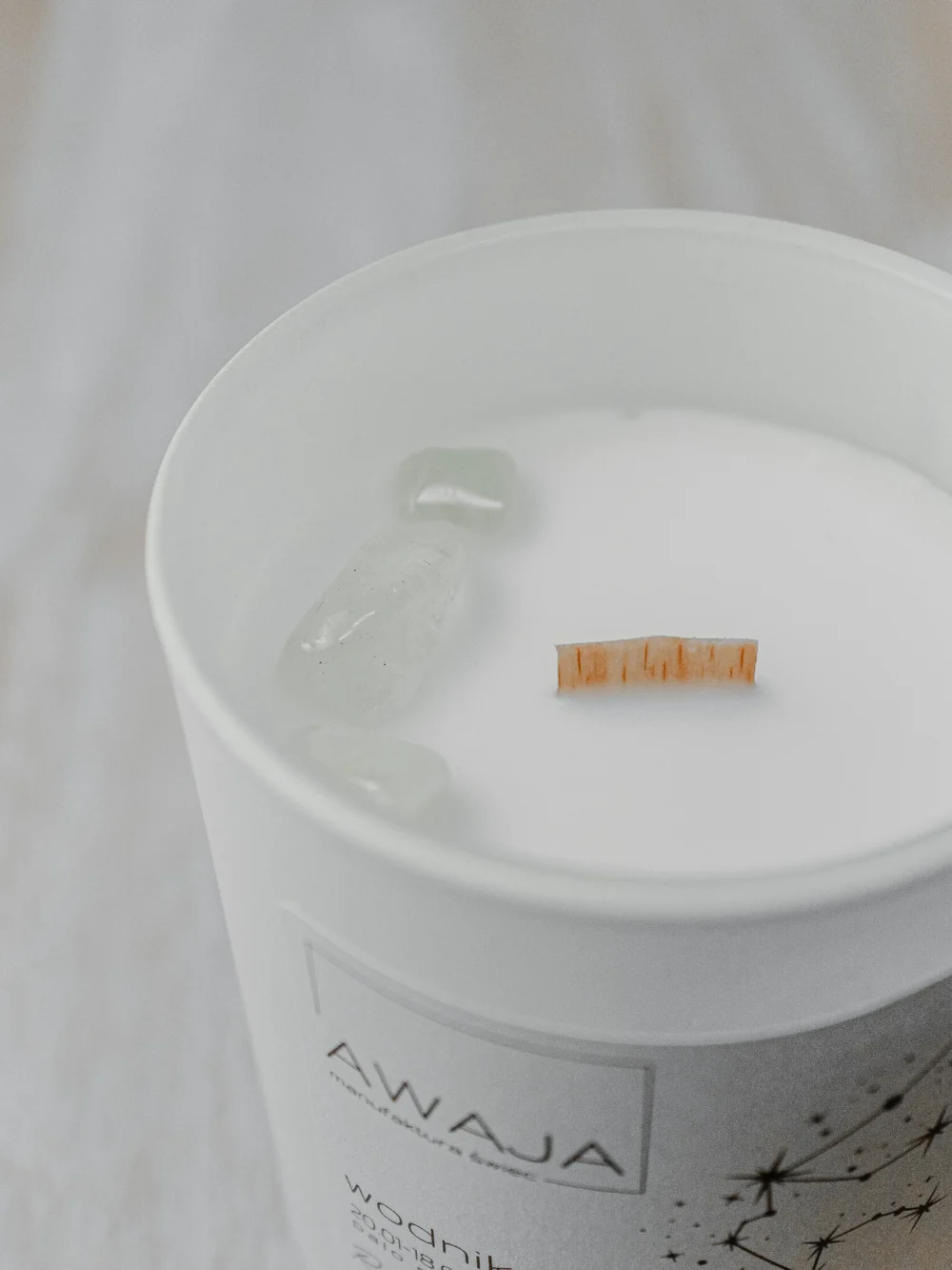 ręcznie robiona świeca sojowa