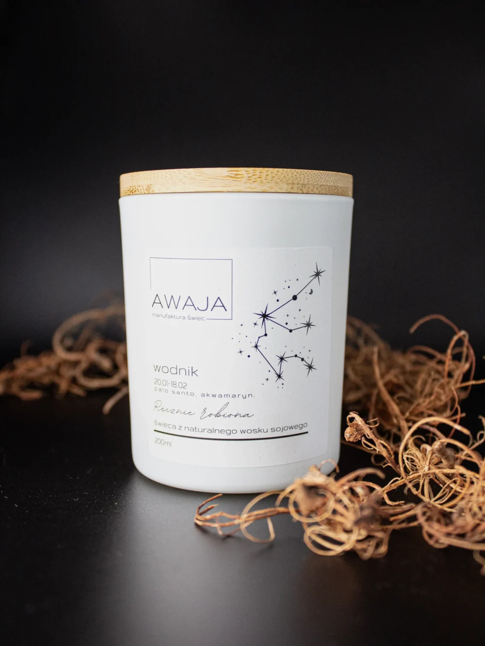 ręcznie robiona świeca sojowa