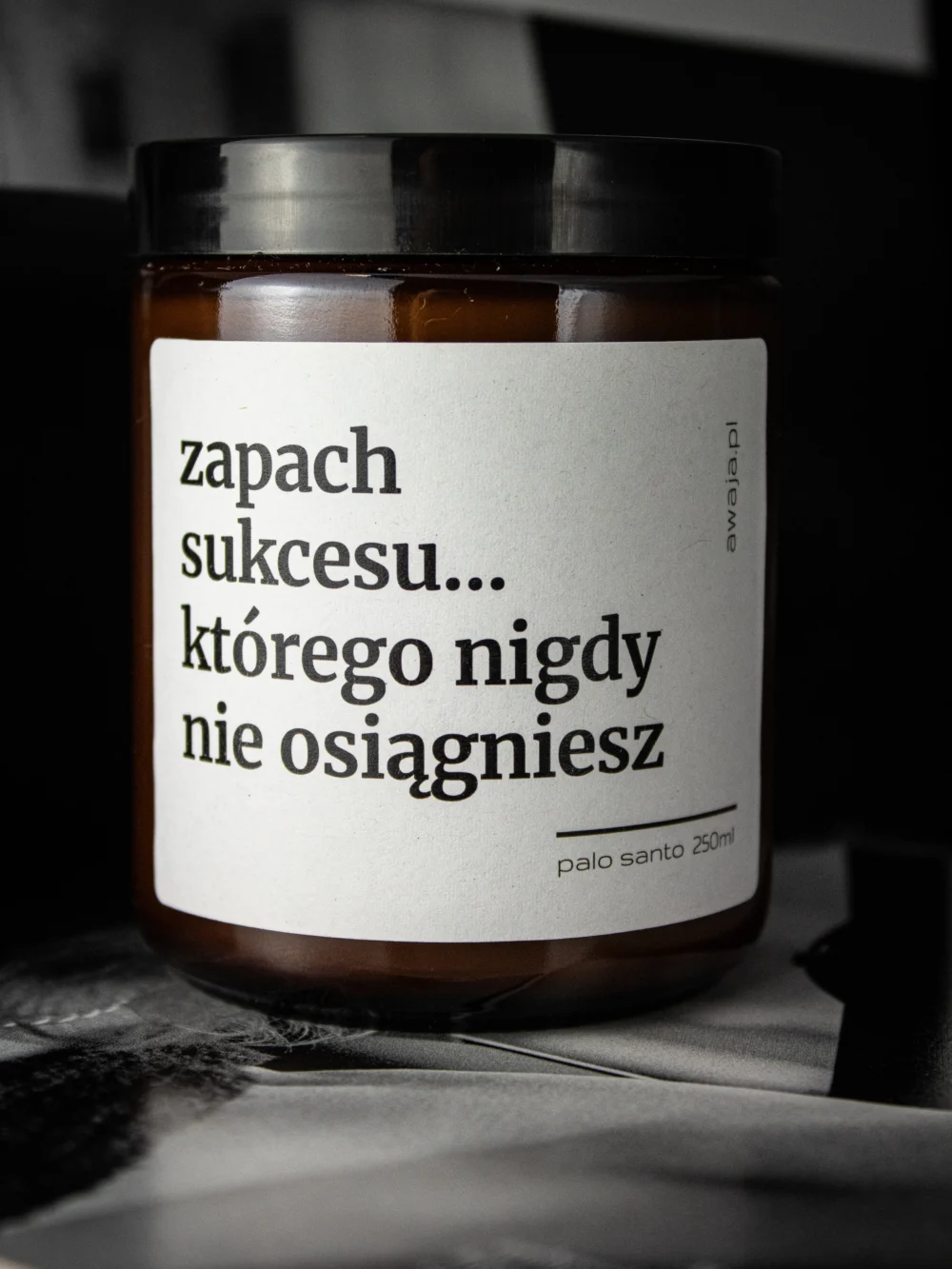 ręcznie robiona świeca sojowa