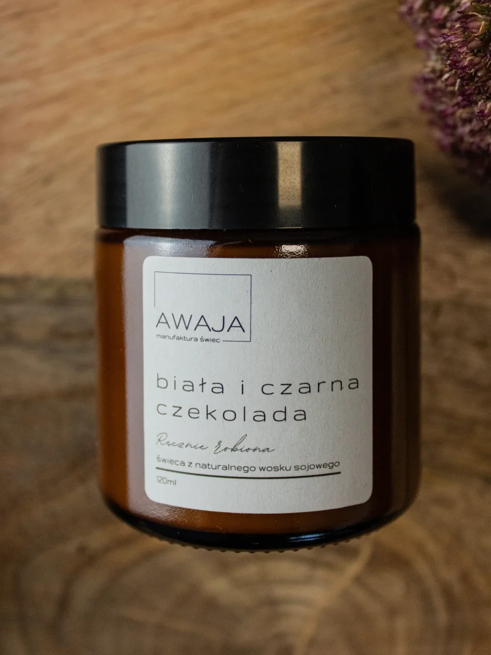 ręcznie robiona świeca sojowa