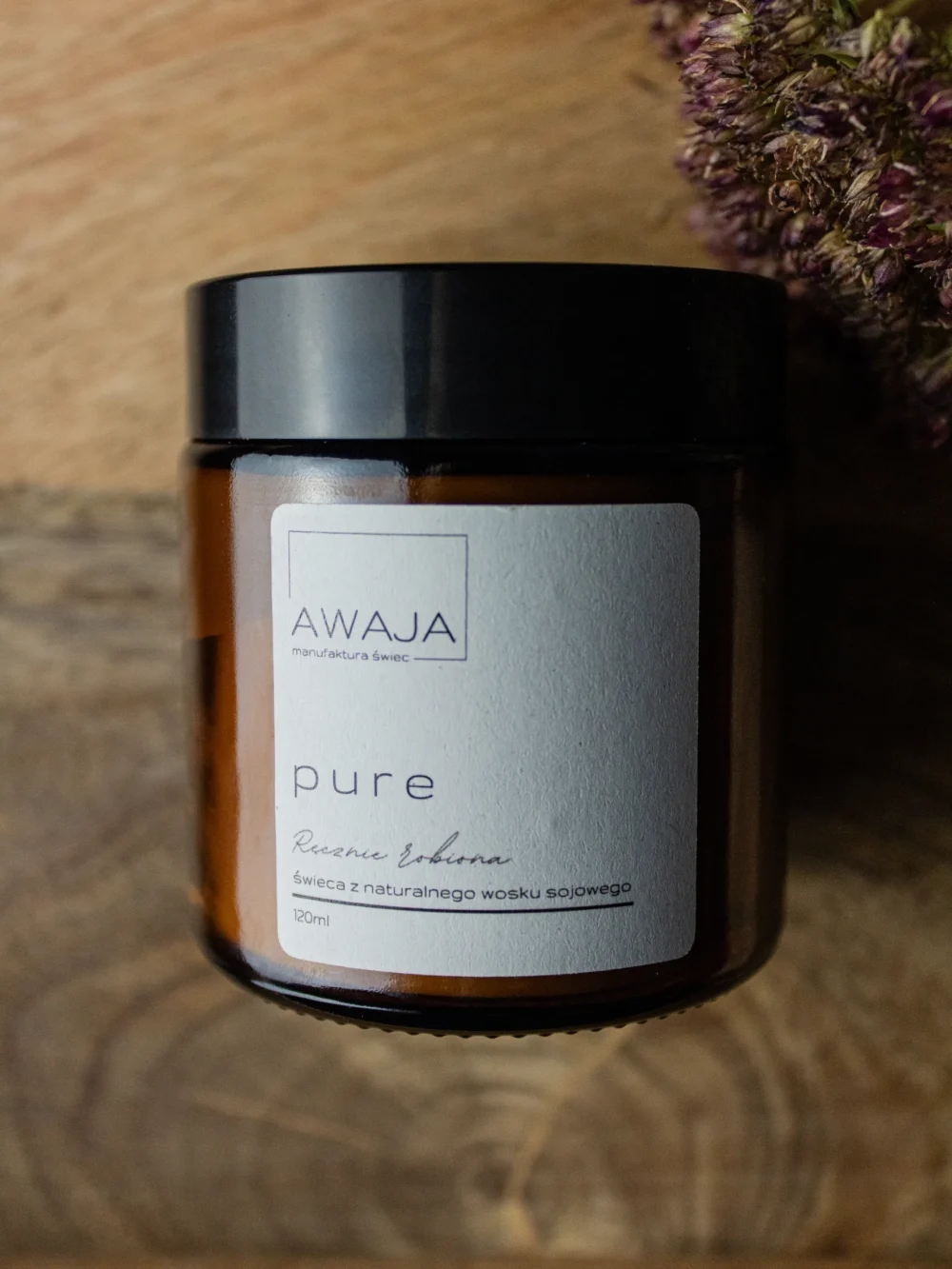 ręcznie robiona świeca sojowa