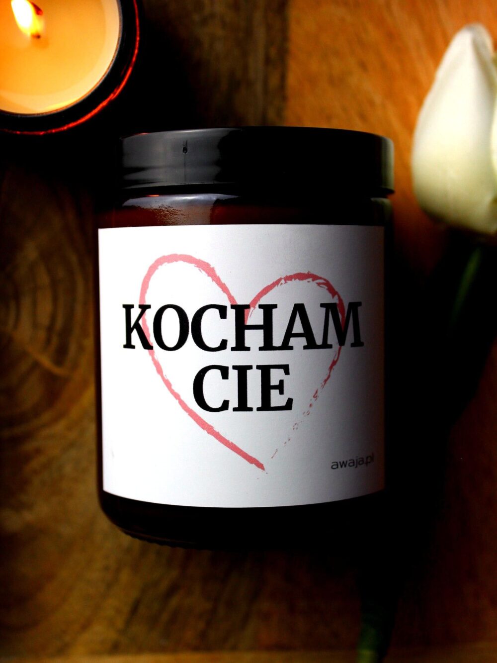 ręcznie robiona świeca sojowa