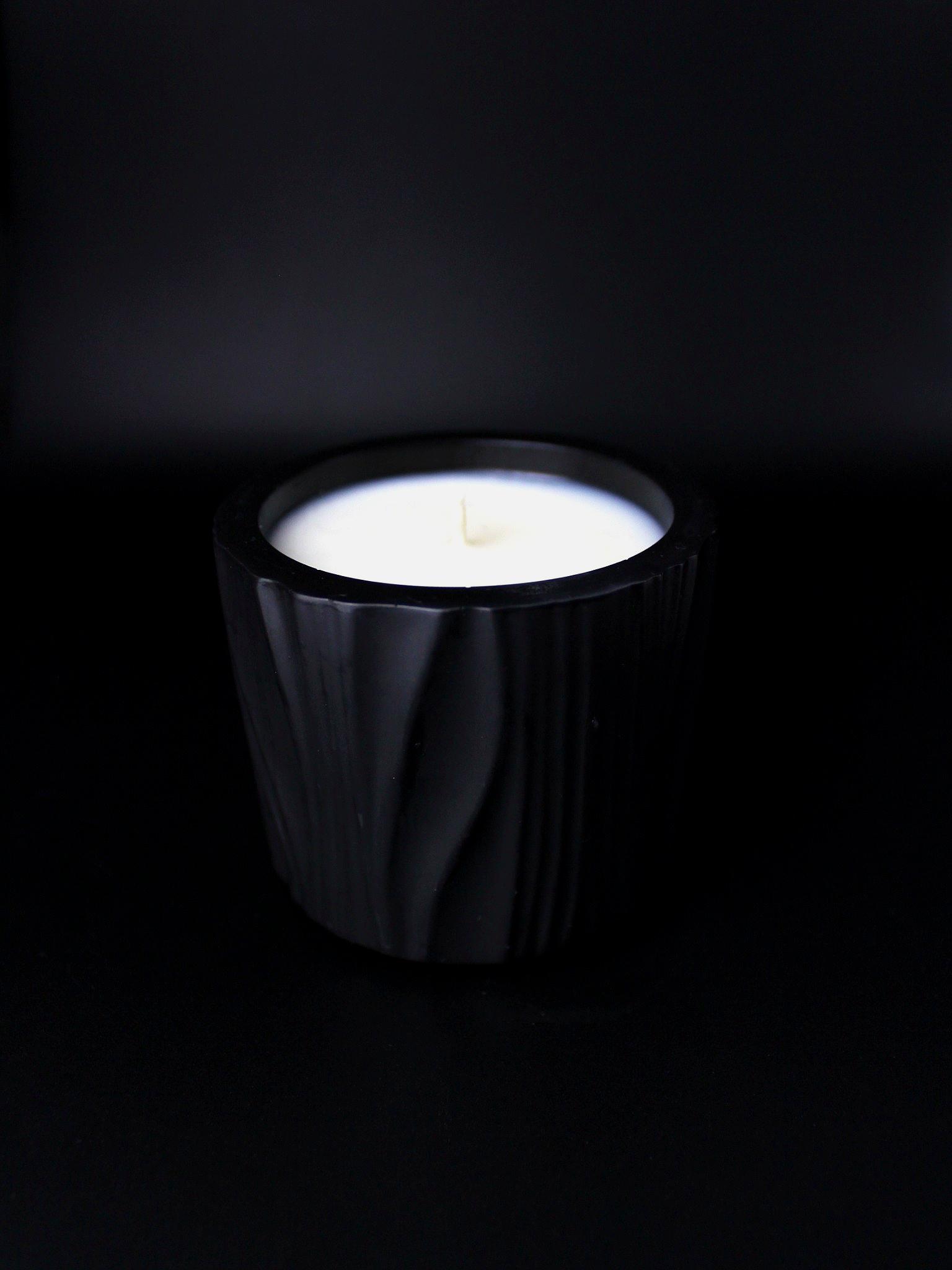 ręcznie robiona świeca sojowa